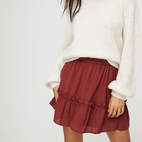 SOLD Aritzia Sunday Best Trixie Mini Skirt - Picture 5 of 5
